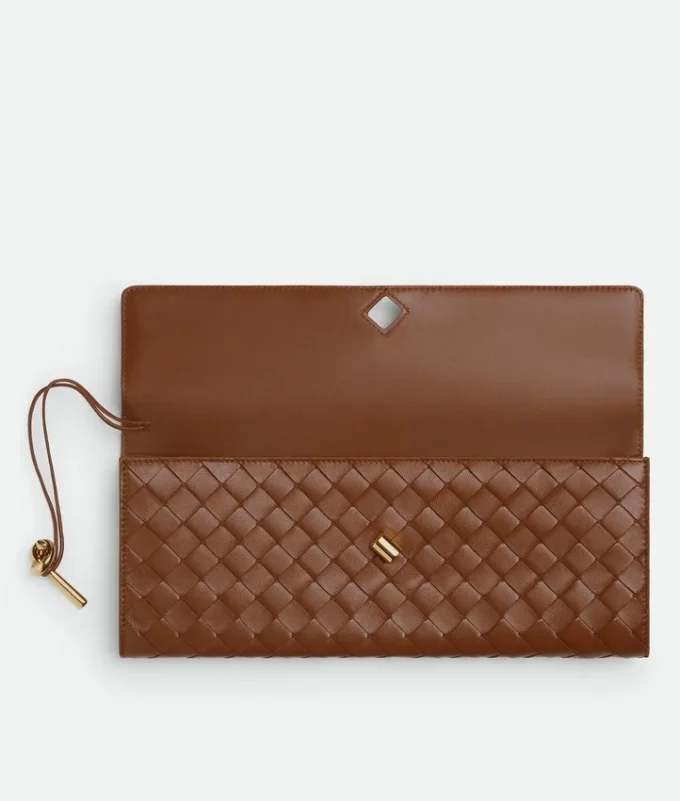 Andiamo Clutch