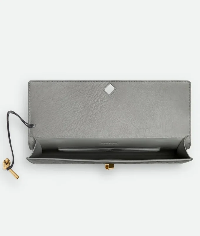 Andiamo Clutch