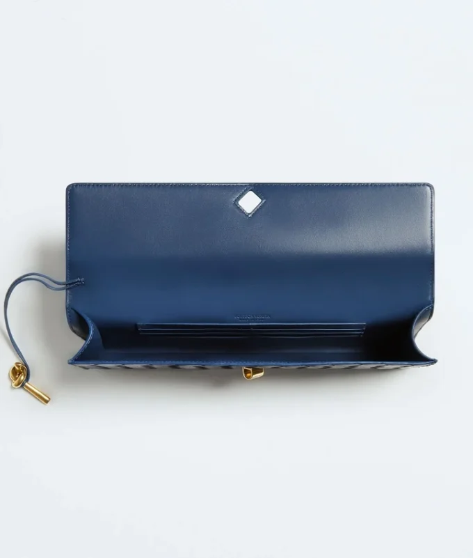 Andiamo Clutch