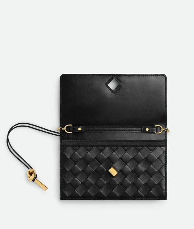 Andiamo-pouch med kedja Andiamo-pouch med kedja