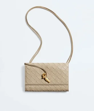 Andiamo-pouch med rem