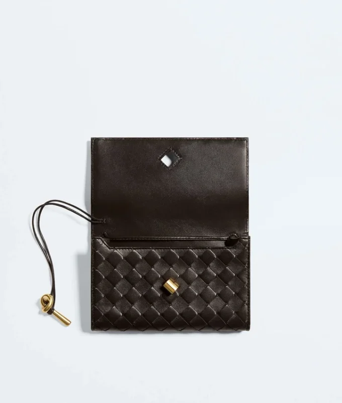 Andiamo-pouch med rem Andiamo-pouch med rem