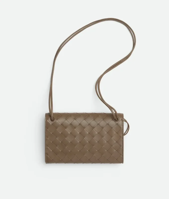 Andiamo-pouch med rem Andiamo-pouch med rem
