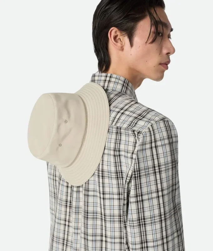 Bucket-hatt i tekniskt nylon Bucket-hatt i tekniskt nylon