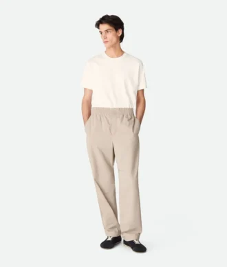 Byxor i tekniskt nylon