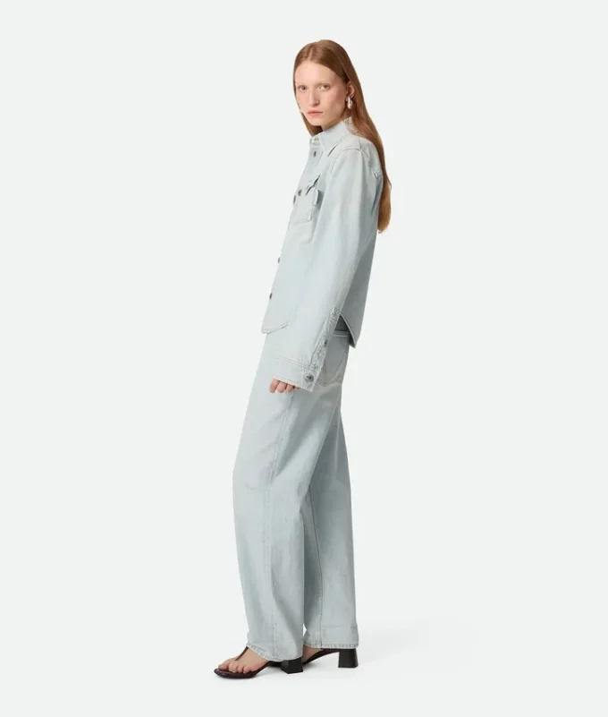 Extra blekt denimskjorta Extra blekt denimskjorta