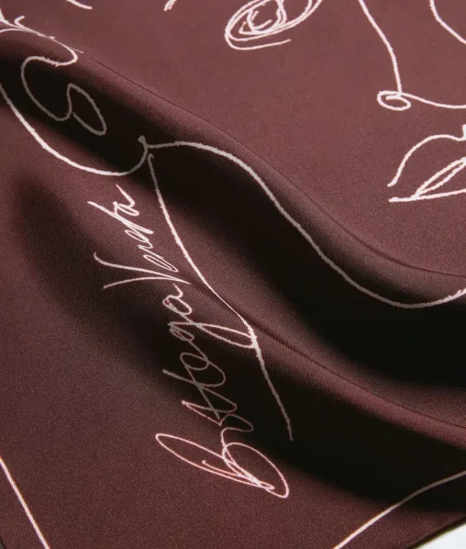 Foulard i silketwill Foulard i silketwill