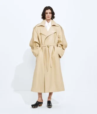 Halvblank lädertrenchcoat