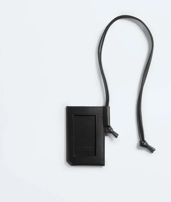 Intrecciato Piccolo Badge Holder Intrecciato Piccolo Badge Holder