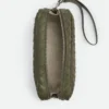 Intrecciato-pouch med handledsrem Intrecciato-pouch med handledsrem