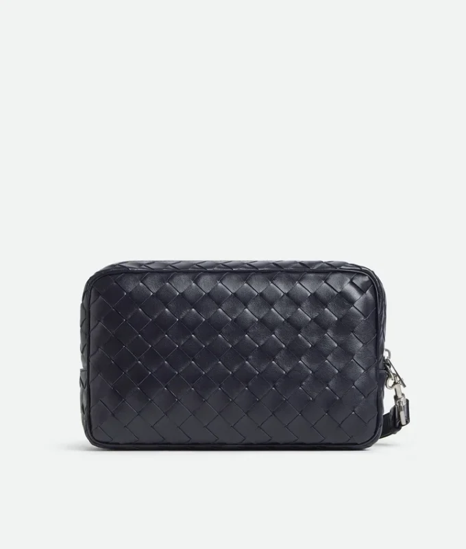 Intrecciato-pouch med handledsrem Intrecciato-pouch med handledsrem