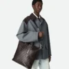 Intrecciato-tote med dragkedja Intrecciato-tote med dragkedja
