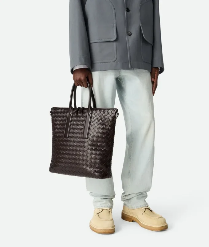 Intrecciato-tote med dragkedja Intrecciato-tote med dragkedja