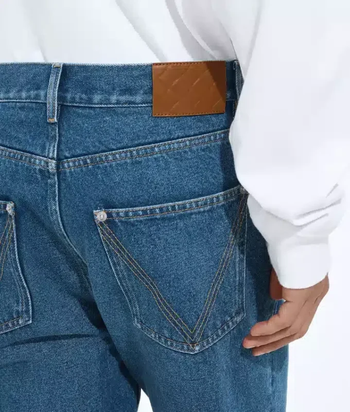 Jeans med raka ben i medium indigo Jeans med raka ben i medium indigo