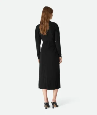 Klänning i crepeviskosjersey