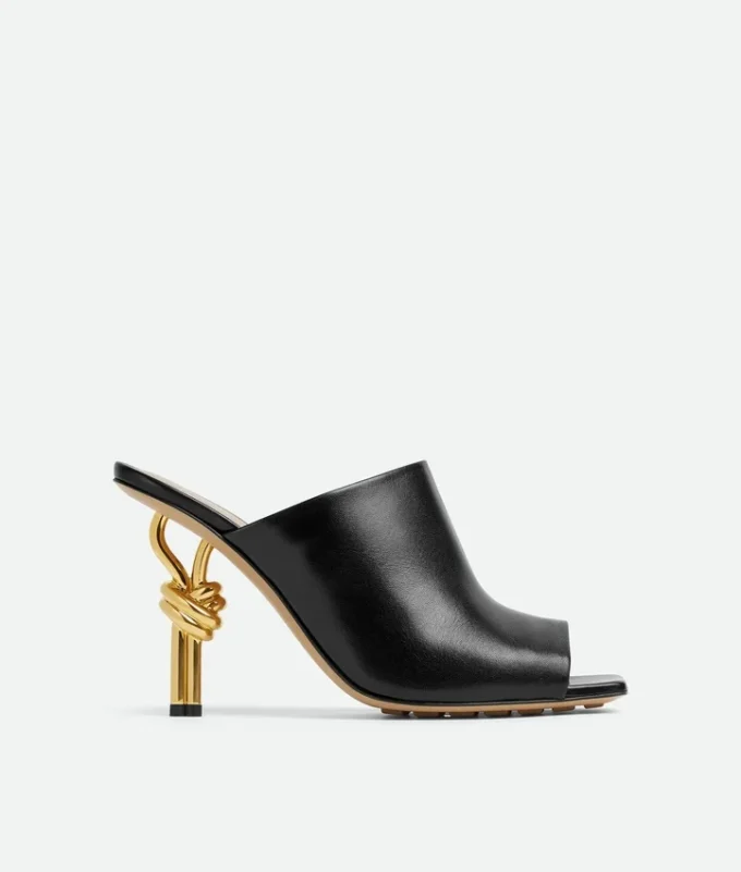 Knot Mule Knot Mule