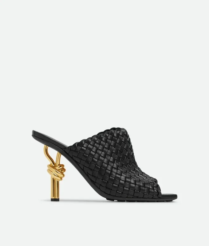 Knot Mule Knot Mule