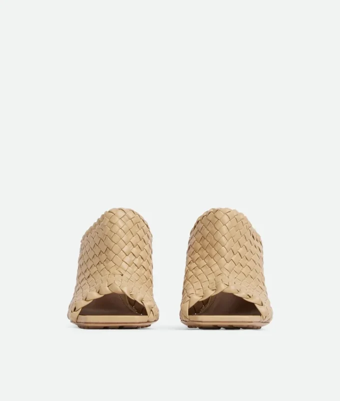 Knot Mule Knot Mule