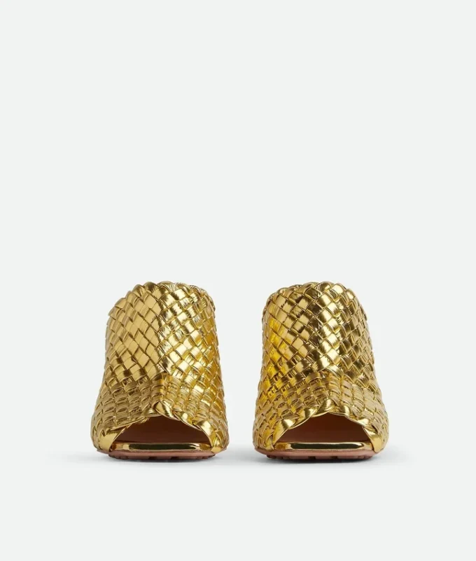 Knot Mule Knot Mule