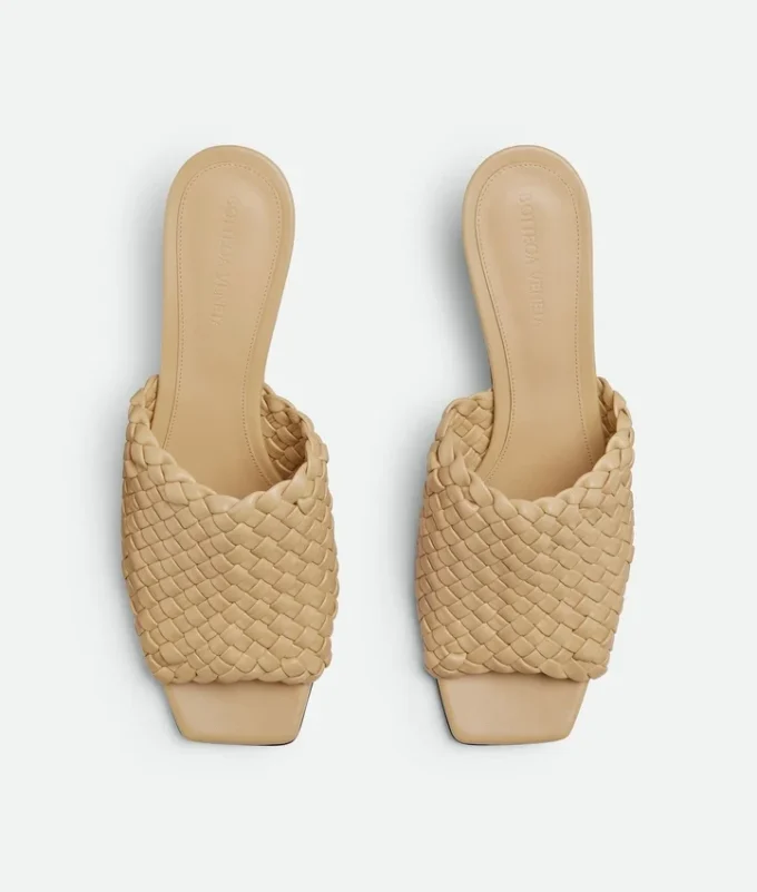 Knot Mule Knot Mule