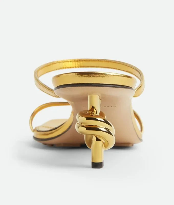 Knot Mule