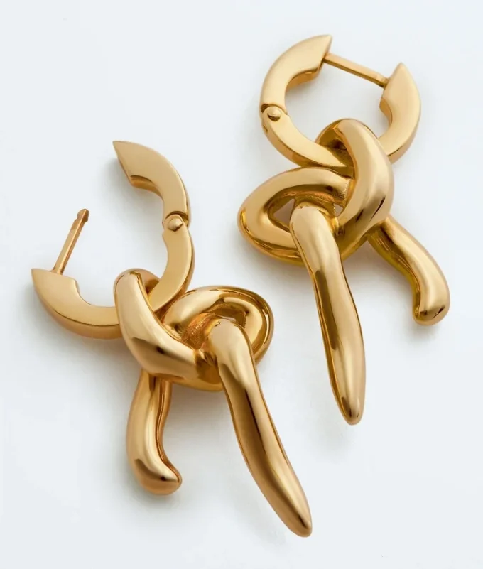Knot-örhängen Knot-örhängen