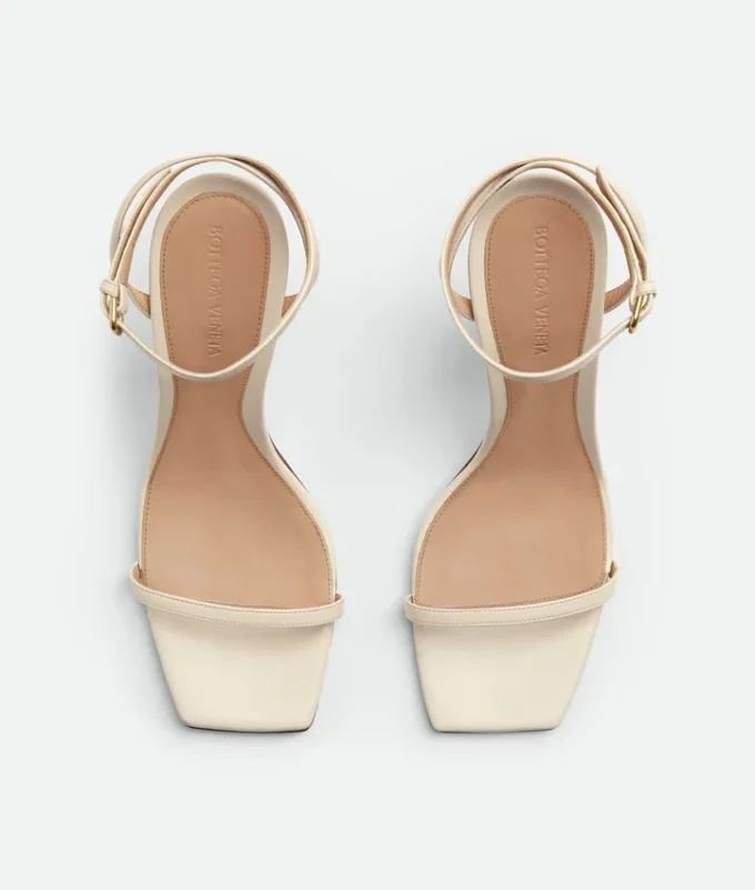 Knot-sandal Knot-sandal