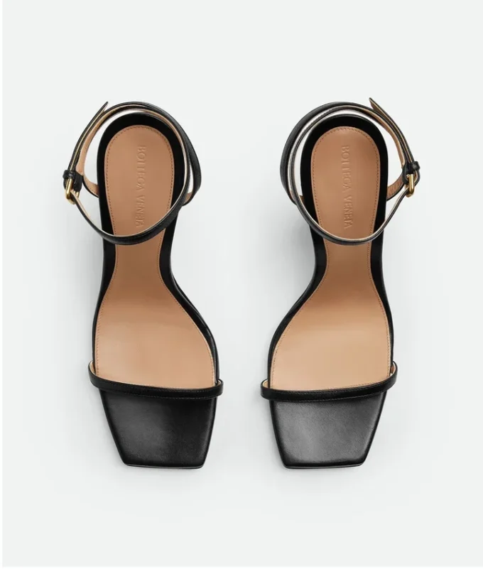 Knot-sandal Knot-sandal