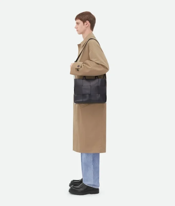 Liten East-West Arco-tote Liten East-West Arco-tote