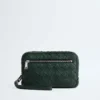 Liten Intrecciato-pouch med handledsrem Liten Intrecciato-pouch med handledsrem