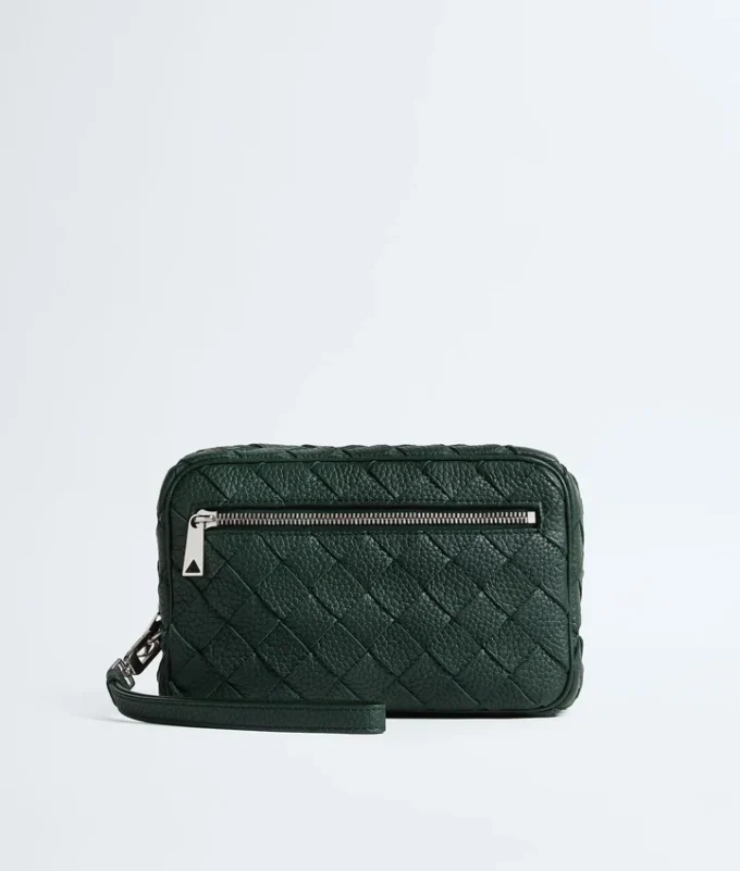 Liten Intrecciato-pouch med handledsrem Liten Intrecciato-pouch med handledsrem