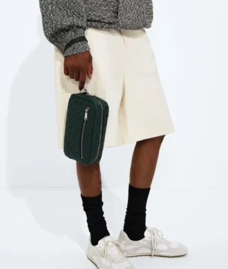 Liten Intrecciato-pouch med handledsrem