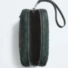 Liten Intrecciato-pouch med handledsrem Liten Intrecciato-pouch med handledsrem