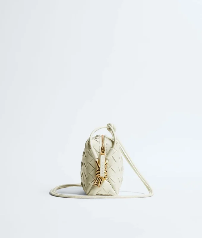 Mini Loop Metal Knot Mini Loop Metal Knot