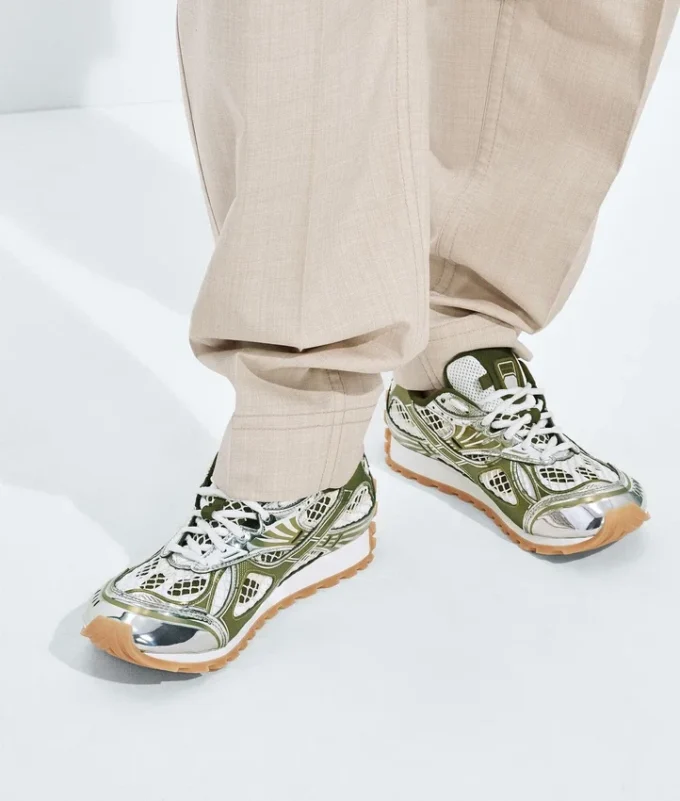 Orbit Sneaker Orbit Sneaker