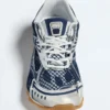 Orbit Sneaker Orbit Sneaker
