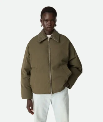Pufferjacka i teknisk nylon
