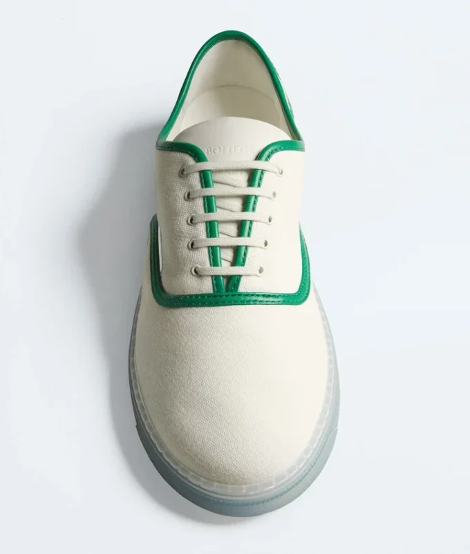 Serena Sneaker