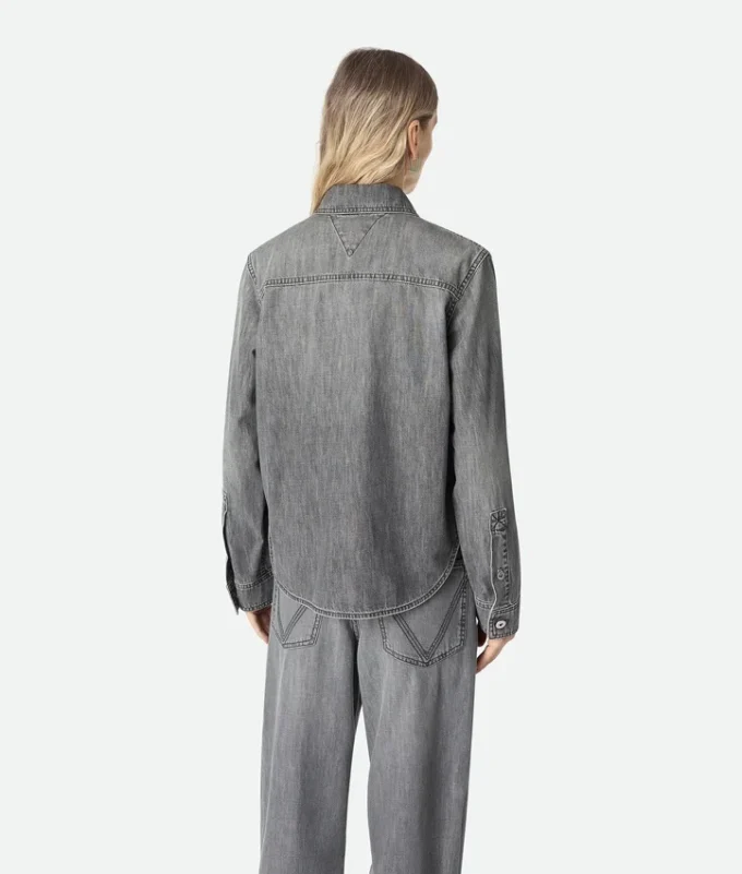 Svart denimskjorta Svart denimskjorta