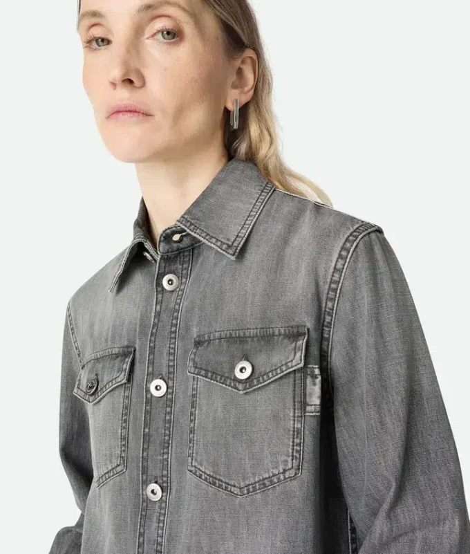 Svart denimskjorta Svart denimskjorta