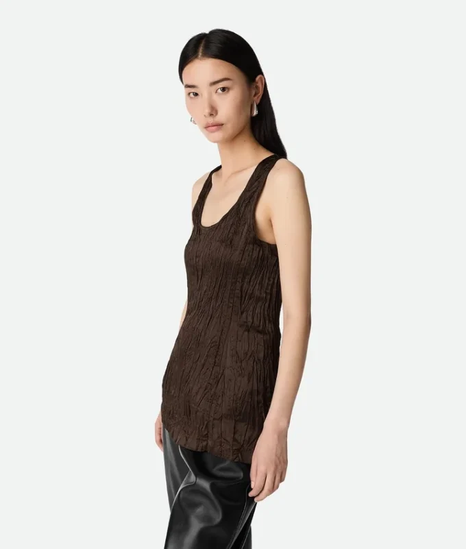 Tanktop i skrynklig viskosatinsatin Tanktop i skrynklig viskosatinsatin