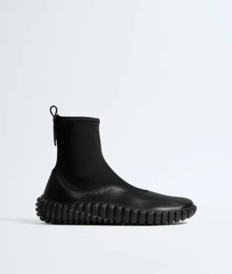Tide-sneaker