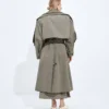 Trenchcoat i bomulls- och silkegabardin Trenchcoat i bomulls- och silkegabardin
