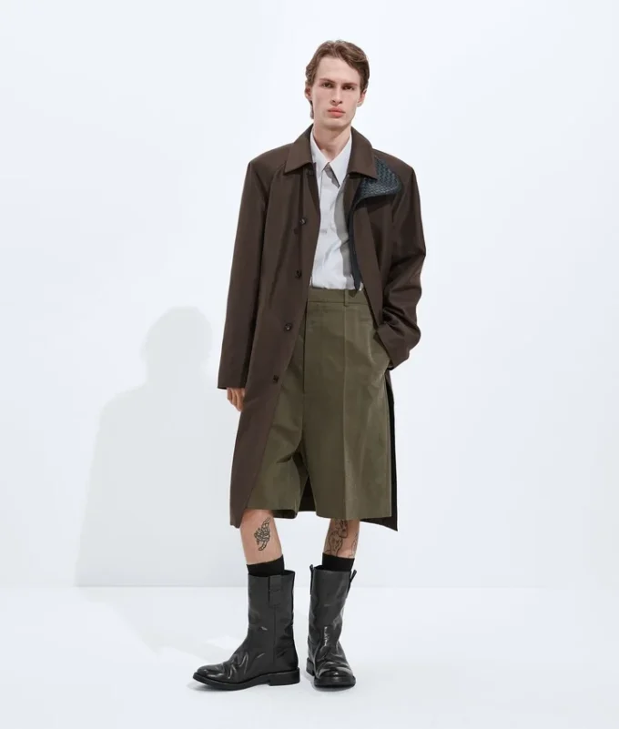 Trenchcoat i siden och nylon