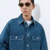 Över skjorta i medium indigoblå denim Över skjorta i medium indigoblå denim