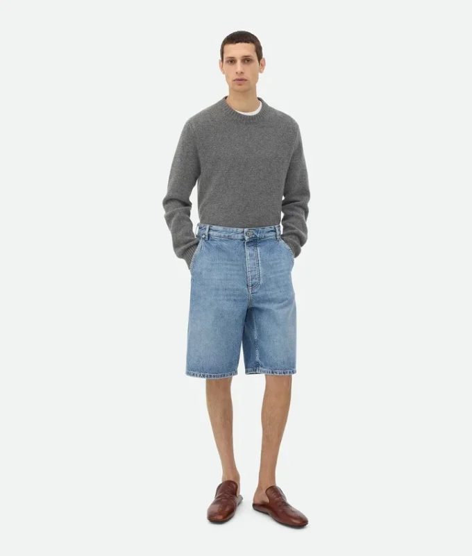 Vintage indigo-färgade cargoshorts i denim Vintage indigo-färgade cargoshorts i denim
